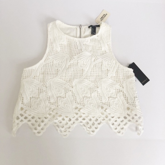 Forever 21 Tops - Forever 21 New with Tags Cropped Lined Lace Top